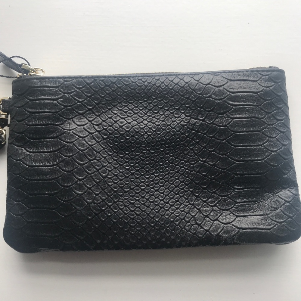 Black Clutch/Wristlet (with charging capabilities)